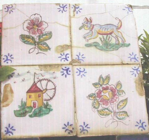 2007 - Rua da República, São Pedro do Estoril. Cerca de 32 azulejos Viúva Lamego, Séc. XX -furtados entre 16 e 18/2/2007 - faziam parte de floreiras de uma residência
